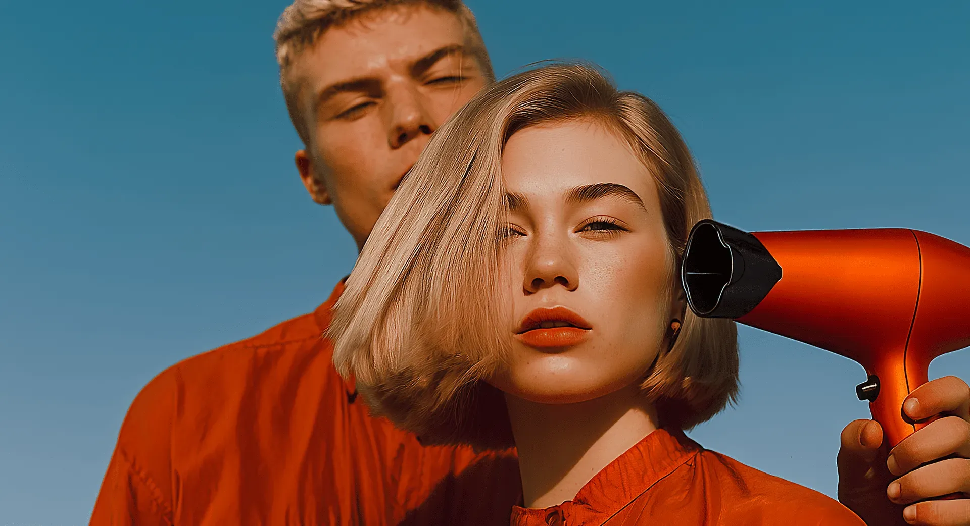 ЧоловÑк_ÑкладаÑ_бÑлÑвÑ_дÑвÑинÑ_помаÑанÑевим_Ñеном 1 (1)